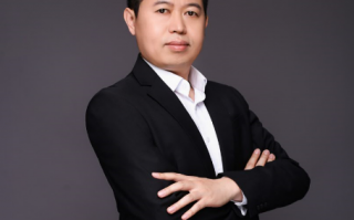 南京达内科技的 卖给程序员的职业鸡汤，好像有「毒」丨氪金